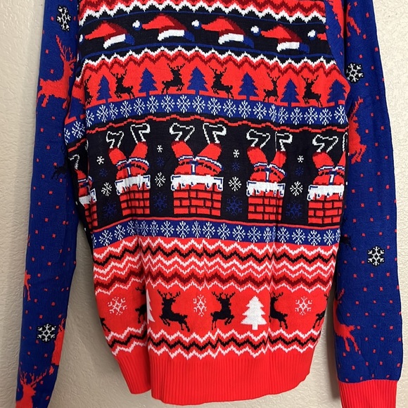 NWT Santa Ugly sweter Super cute S/M - Picture 3 of 6